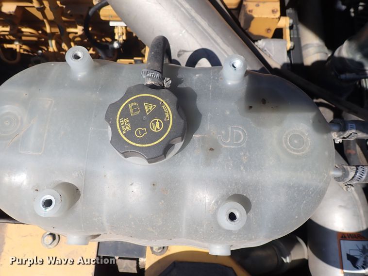 image for item DG2676 2011 John Deere 350G LC  excavator