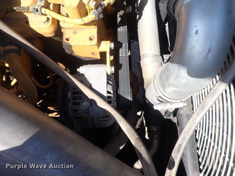 image for item DG2676 2011 John Deere 350G LC  excavator