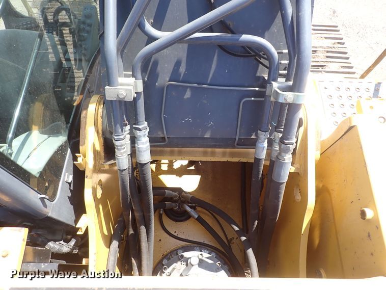 image for item DG2676 2011 John Deere 350G LC  excavator