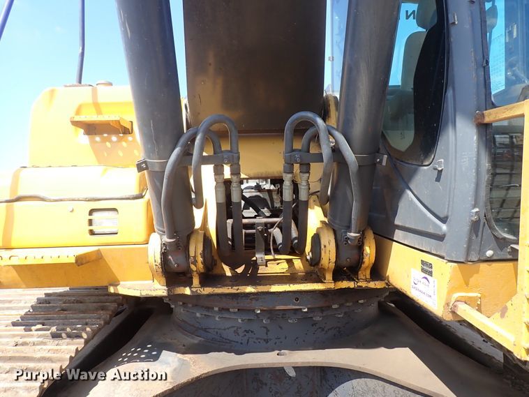 image for item DG2676 2011 John Deere 350G LC  excavator