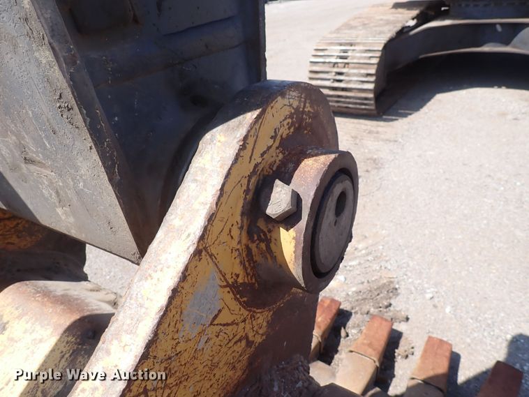 image for item DG2676 2011 John Deere 350G LC  excavator