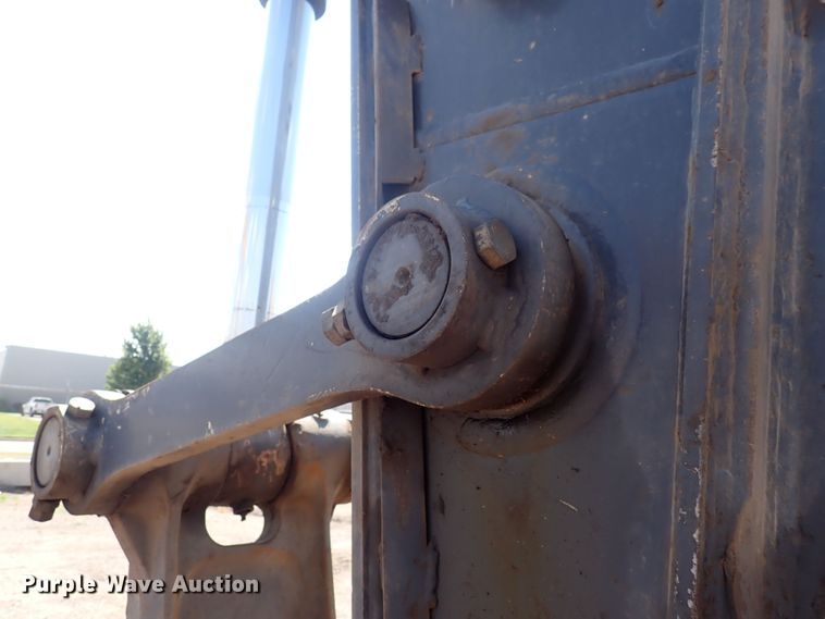 image for item DG2676 2011 John Deere 350G LC  excavator