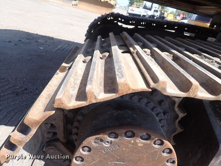 image for item DG2676 2011 John Deere 350G LC  excavator