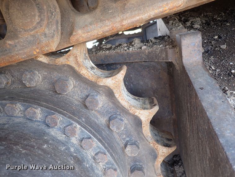 image for item DG2676 2011 John Deere 350G LC  excavator