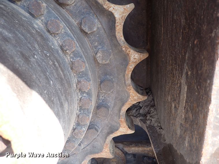 image for item DG2676 2011 John Deere 350G LC  excavator