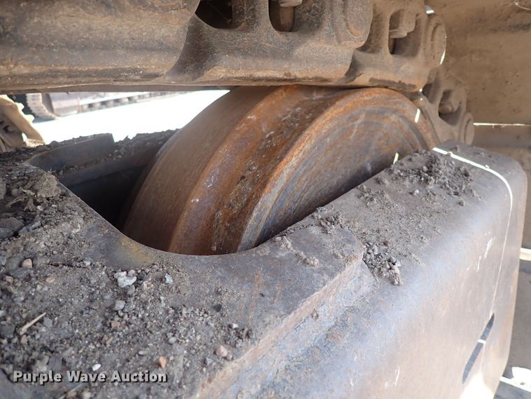 image for item DG2676 2011 John Deere 350G LC  excavator