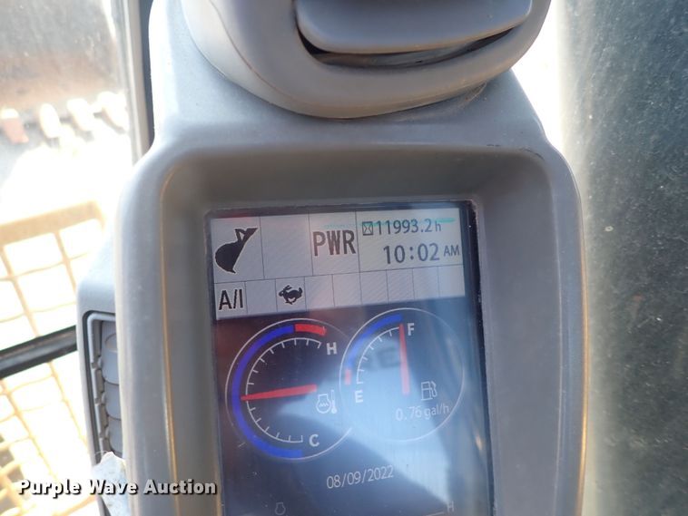 image for item DG2676 2011 John Deere 350G LC  excavator