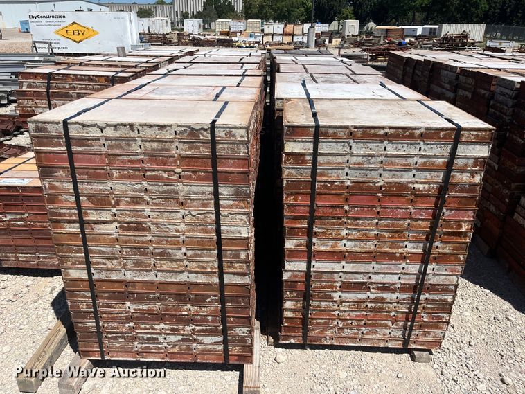 image for item DG2693 Approximately 3,475 Symons concrete forms