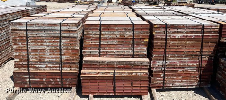 image for item DG2693 Approximately 3,475 Symons concrete forms