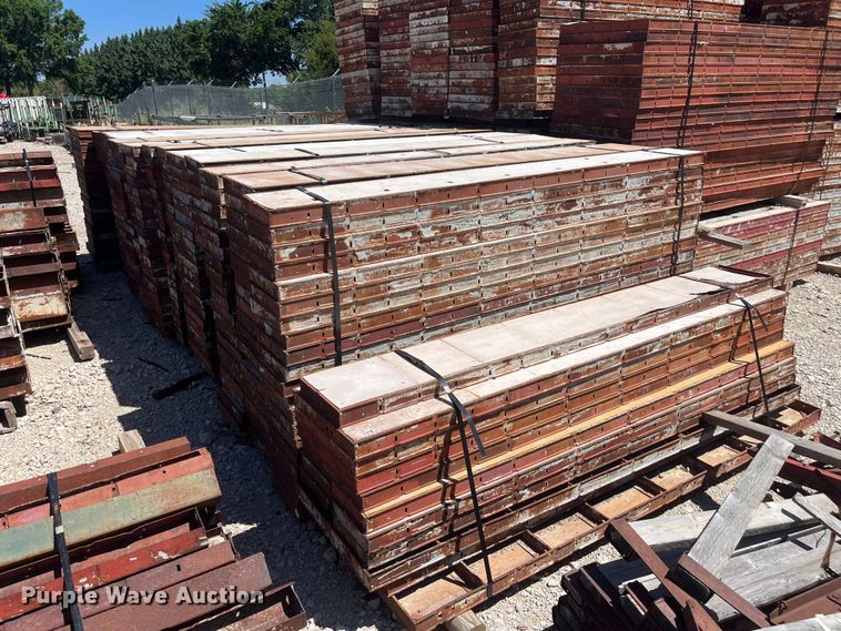 image for item DG2693 Approximately 3,475 Symons concrete forms