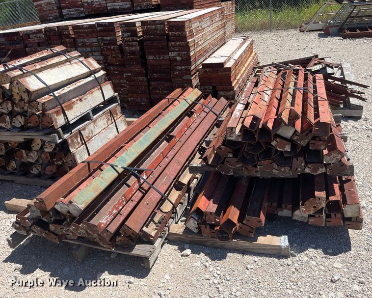 image for item DG2693 Approximately 3,475 Symons concrete forms