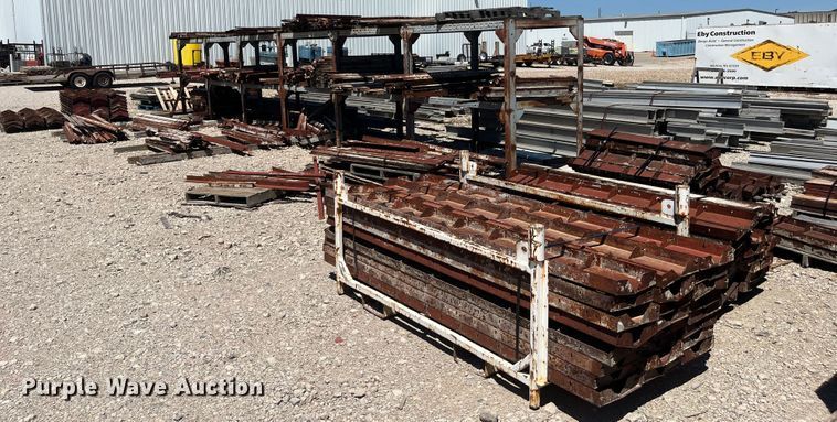 image for item DG2693 Approximately 3,475 Symons concrete forms