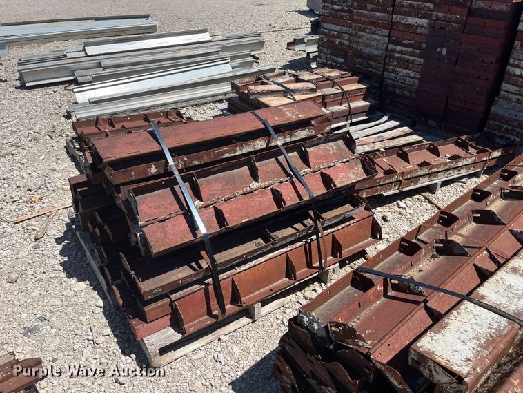 image for item DG2693 Approximately 3,475 Symons concrete forms