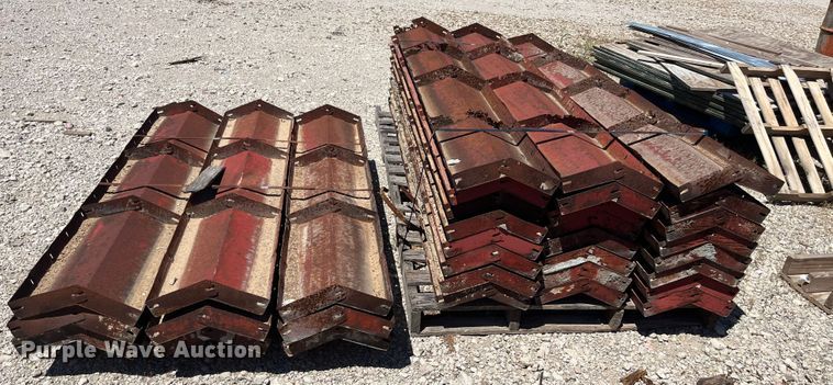 image for item DG2693 Approximately 3,475 Symons concrete forms