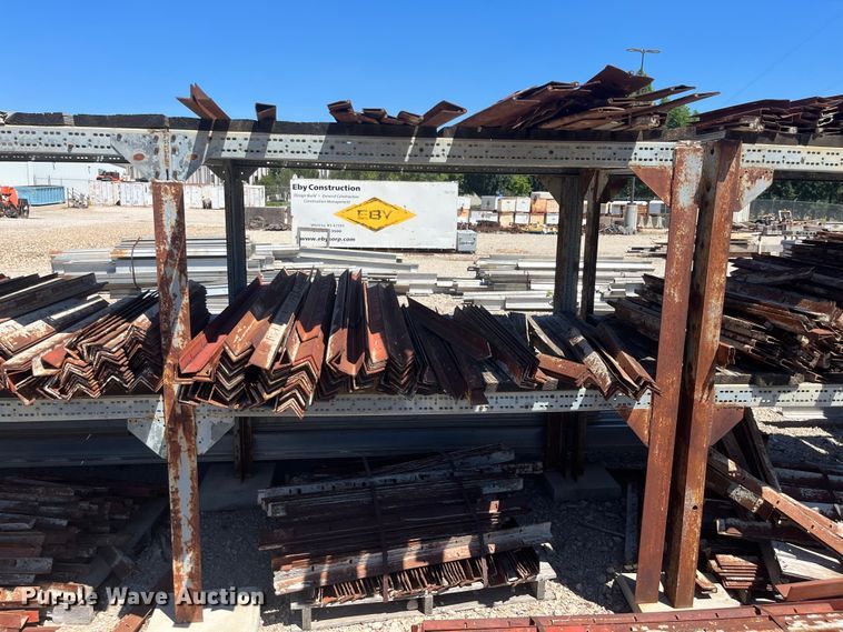 image for item DG2693 Approximately 3,475 Symons concrete forms