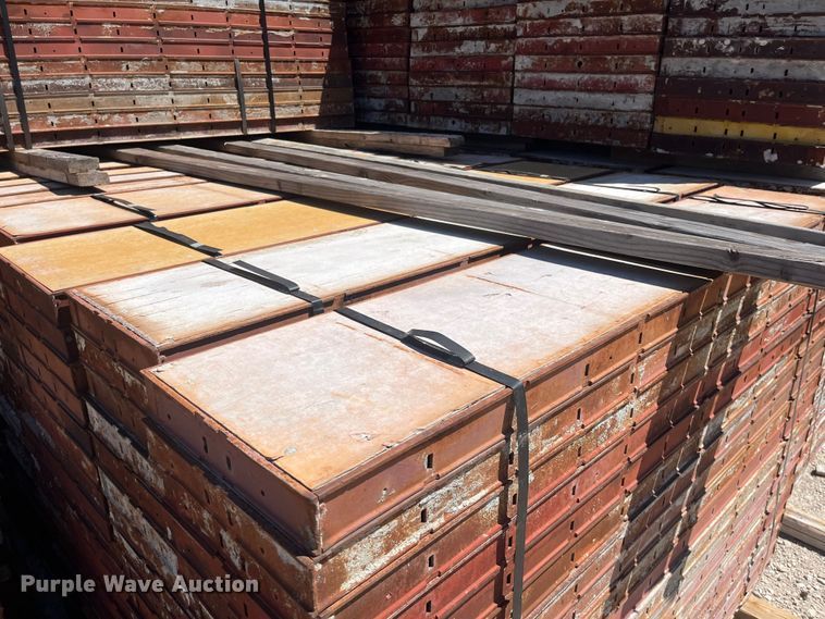 image for item DG2693 Approximately 3,475 Symons concrete forms