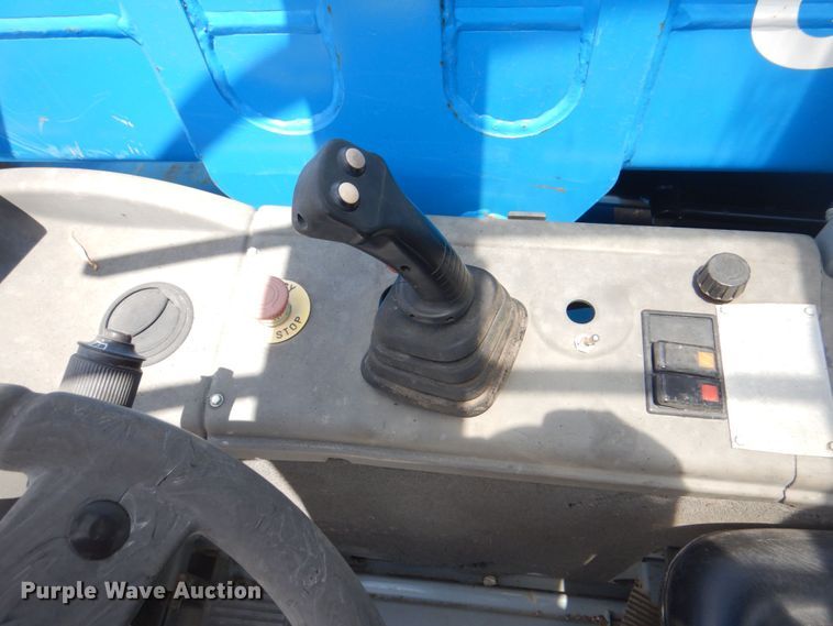 image for item DH7502 2008 Genie GTH-3007  telehandler