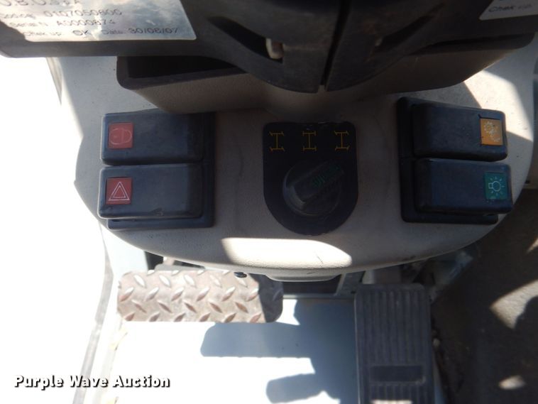 image for item DH7502 2008 Genie GTH-3007  telehandler