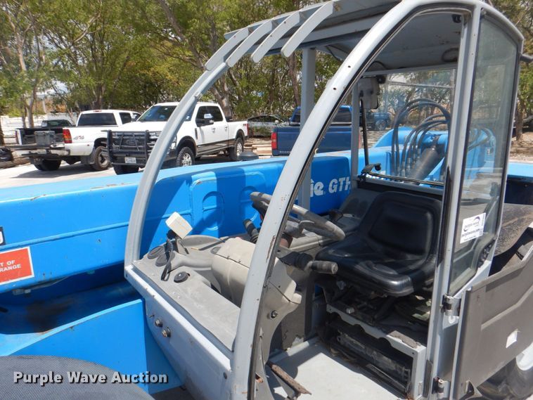 image for item DH7502 2008 Genie GTH-3007  telehandler