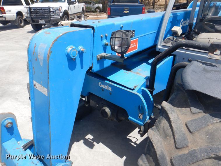image for item DH7502 2008 Genie GTH-3007  telehandler