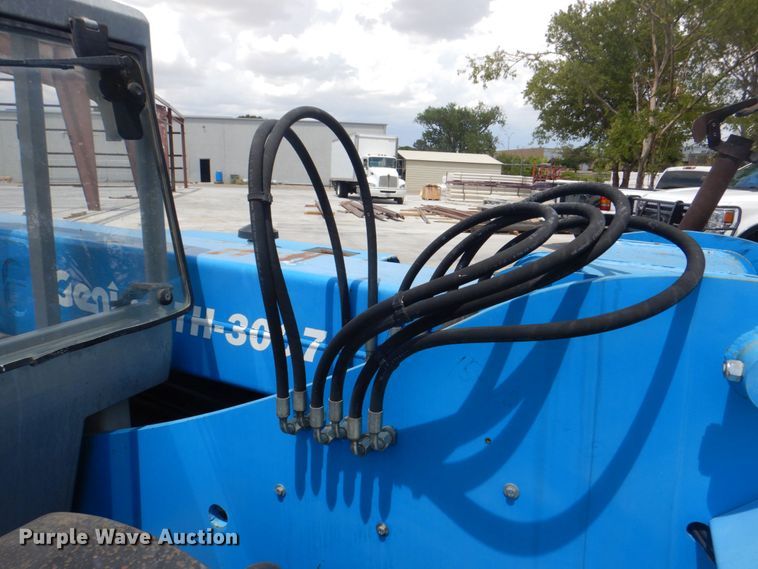 image for item DH7502 2008 Genie GTH-3007  telehandler