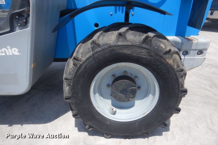 image for item DH7502 2008 Genie GTH-3007  telehandler