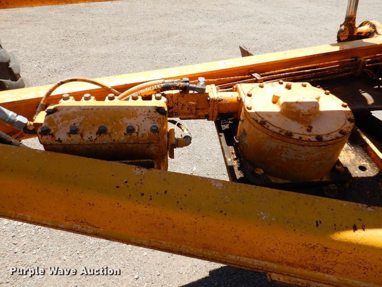 image for item DK2023 John Deere 770  motor grader