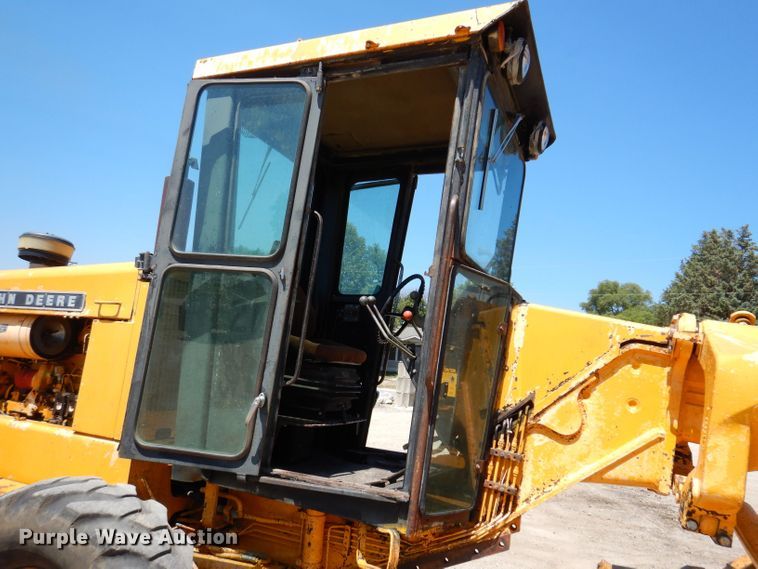 image for item DK2023 John Deere 770  motor grader