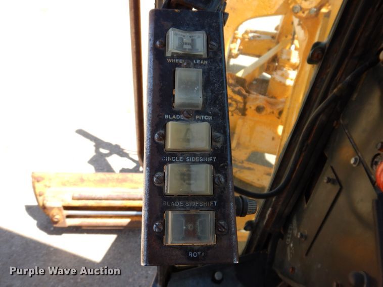 image for item DK2023 John Deere 770  motor grader