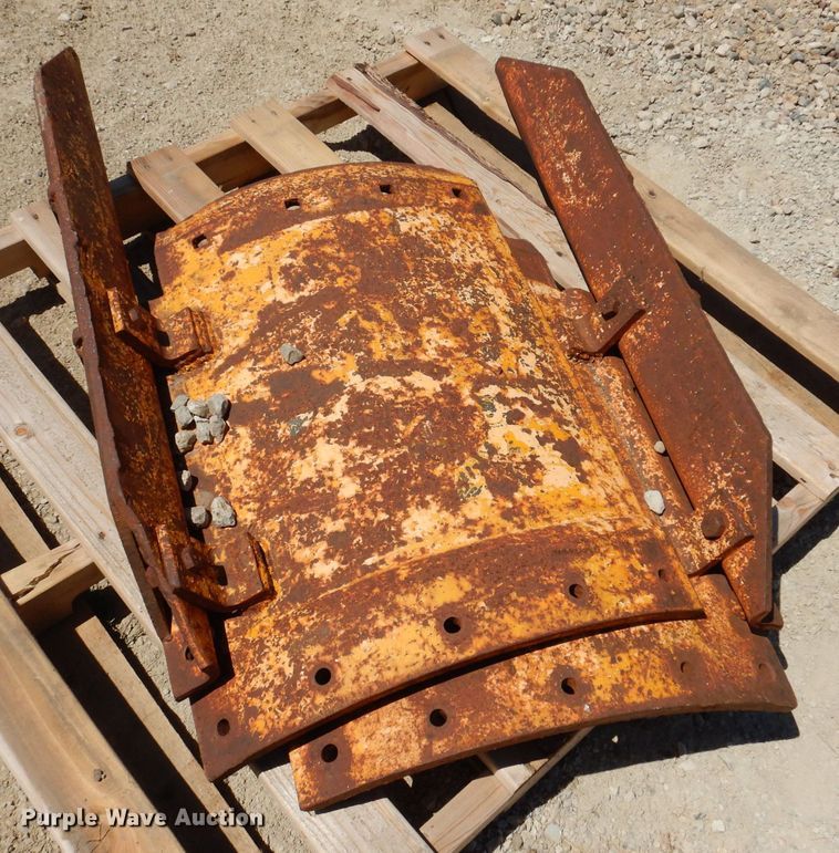 image for item DK2023 John Deere 770  motor grader