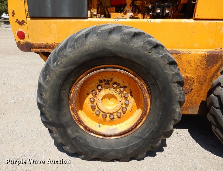 image for item DK2023 John Deere 770  motor grader