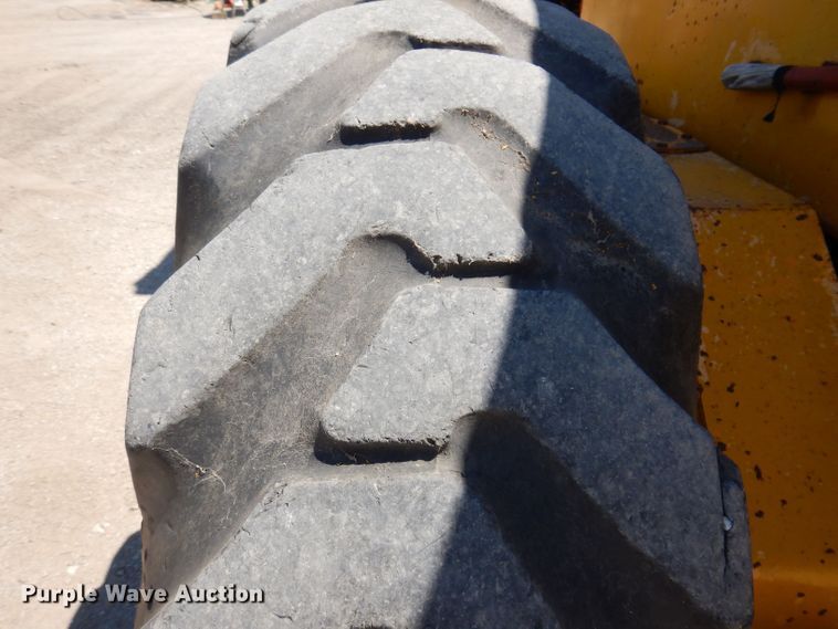 image for item DK2023 John Deere 770  motor grader