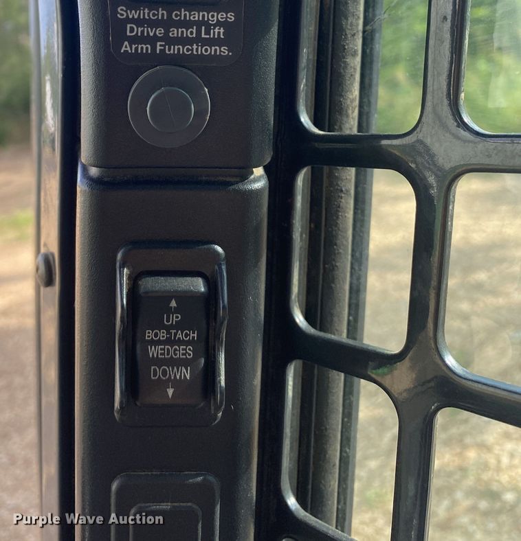 image for item DK6368 2015 Bobcat T590  tracked skid steer loader