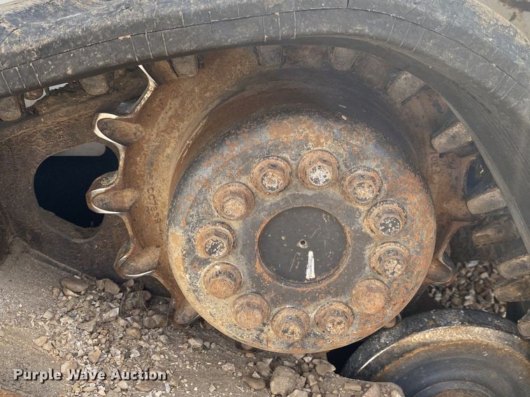 image for item DK6368 2015 Bobcat T590  tracked skid steer loader