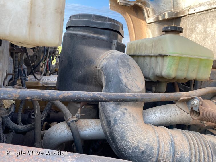 image for item DK6371 1999 Chevrolet C7500  dump truck