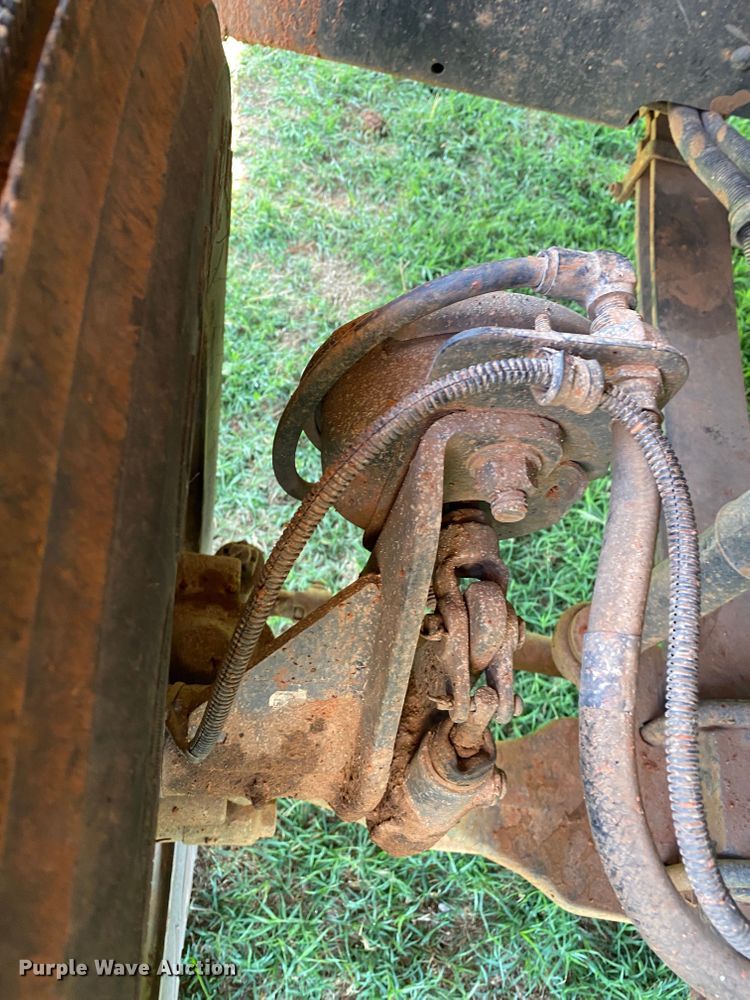 image for item DK6371 1999 Chevrolet C7500  dump truck