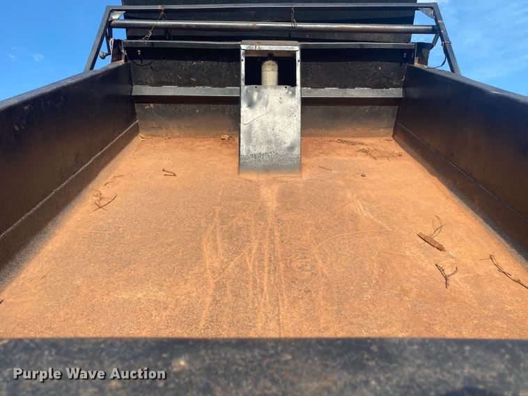 image for item DK6371 1999 Chevrolet C7500  dump truck