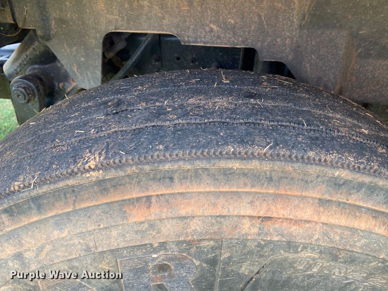 image for item DK6371 1999 Chevrolet C7500  dump truck