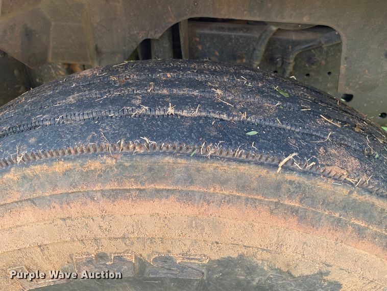 image for item DK6371 1999 Chevrolet C7500  dump truck