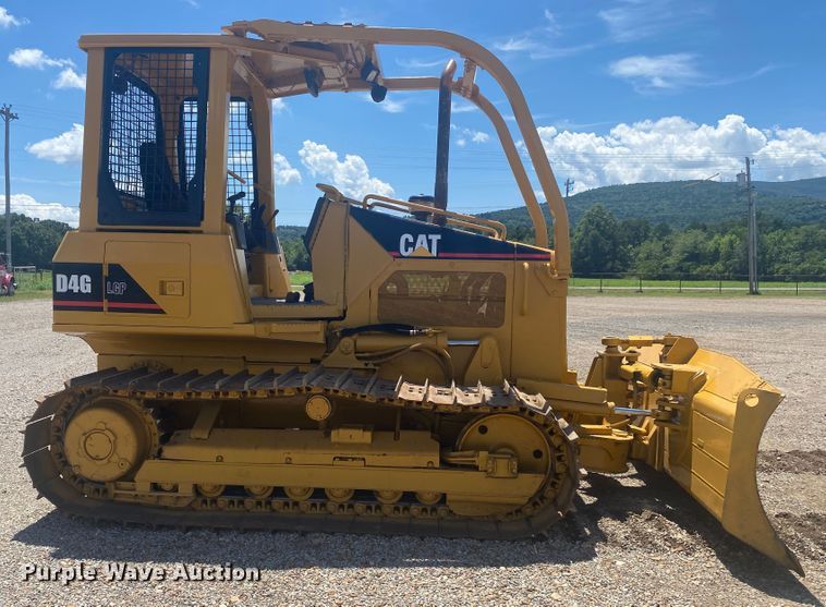 image for item DK6372 2003 Caterpillar D4G LGP  dozer