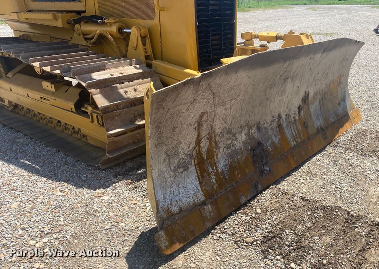 image for item DK6372 2003 Caterpillar D4G LGP  dozer