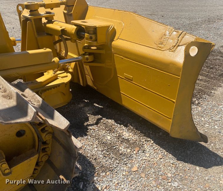 image for item DK6372 2003 Caterpillar D4G LGP  dozer