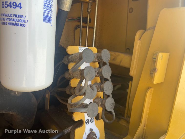 image for item DK6372 2003 Caterpillar D4G LGP  dozer