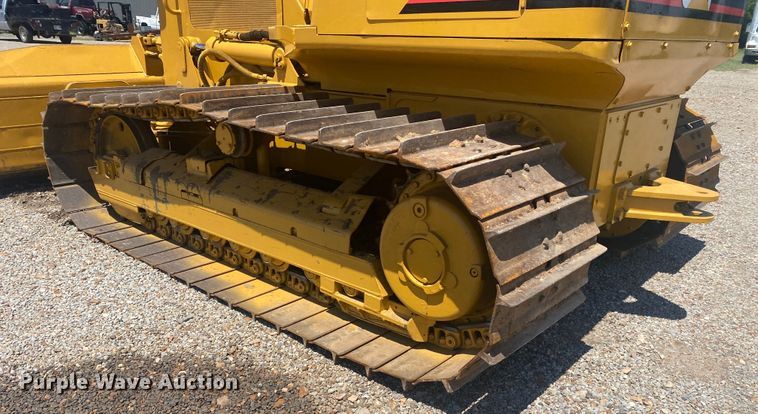 image for item DK6372 2003 Caterpillar D4G LGP  dozer