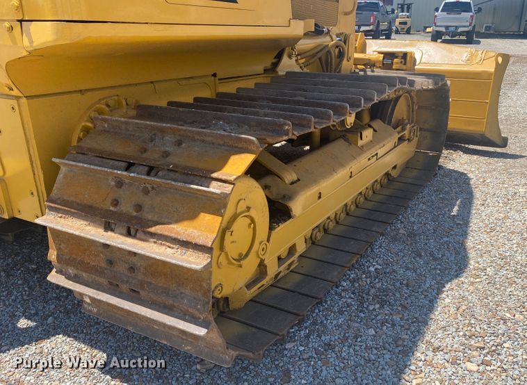 image for item DK6372 2003 Caterpillar D4G LGP  dozer