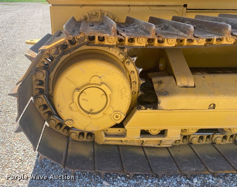 image for item DK6372 2003 Caterpillar D4G LGP  dozer