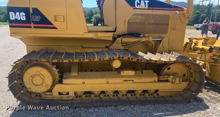 image for item DK6372 2003 Caterpillar D4G LGP  dozer