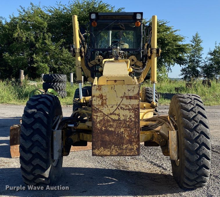 image for item DK6373 1998 Komatsu GD650AW-2CY  motor grader