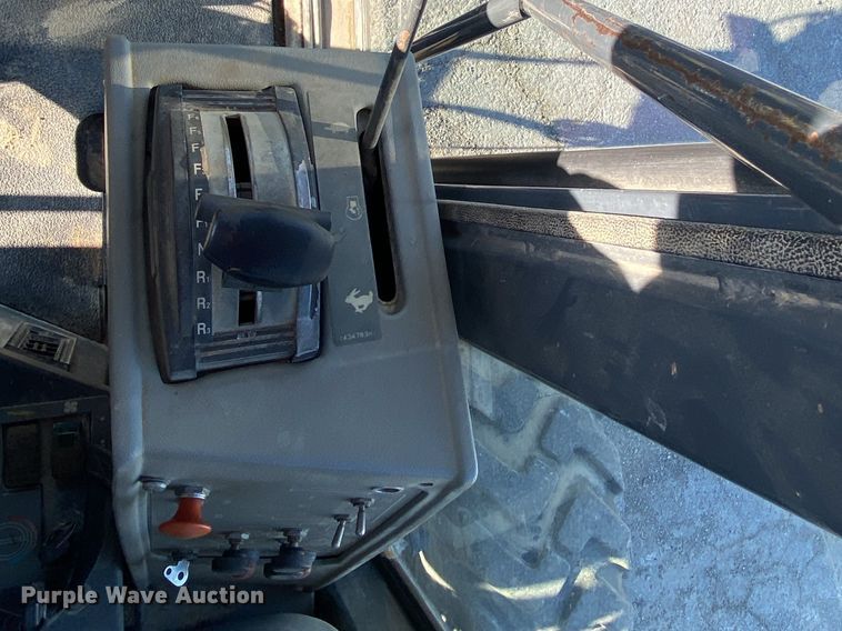 image for item DK6373 1998 Komatsu GD650AW-2CY  motor grader