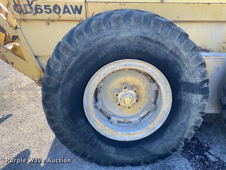 image for item DK6373 1998 Komatsu GD650AW-2CY  motor grader